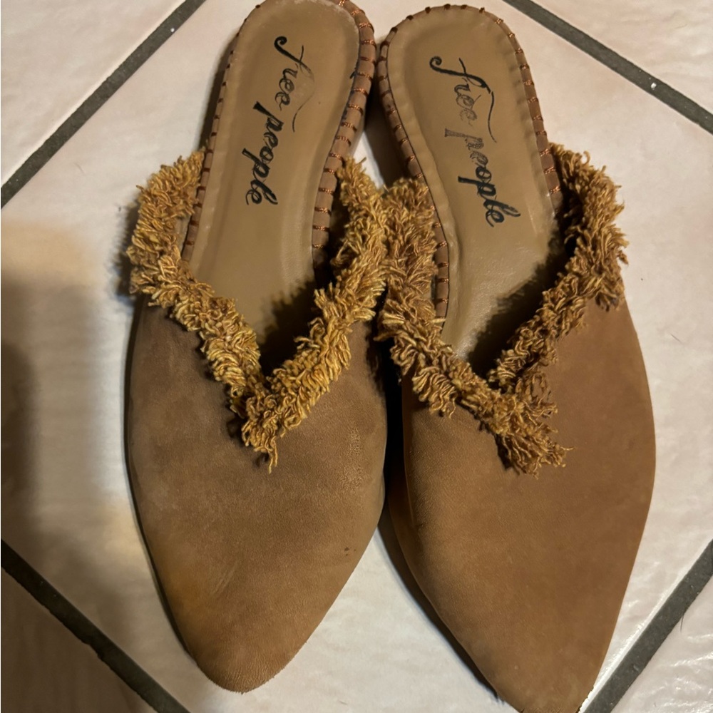 Free People “Newport” Brown Suede Slides